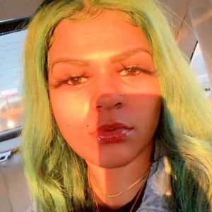 Meet your Posher, Bree